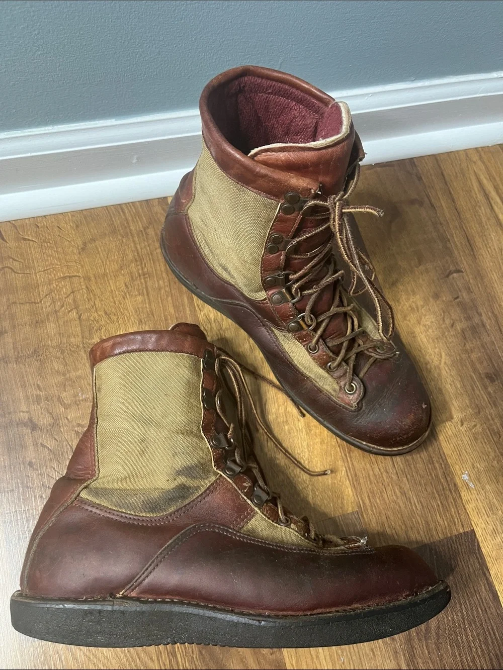 Vintage Danner Cabelas Stitchdown Hunting Boots Size 9.5